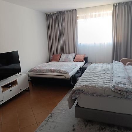 3 Bathrooms Apartman Mimi Liptovsky Mikulas Ngoại thất bức ảnh